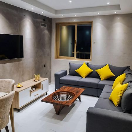 Super Apartement Totalement Neuf A Cote De Marjane Avec La Climatisation Et Wifi タンジェ エクステリア 写真