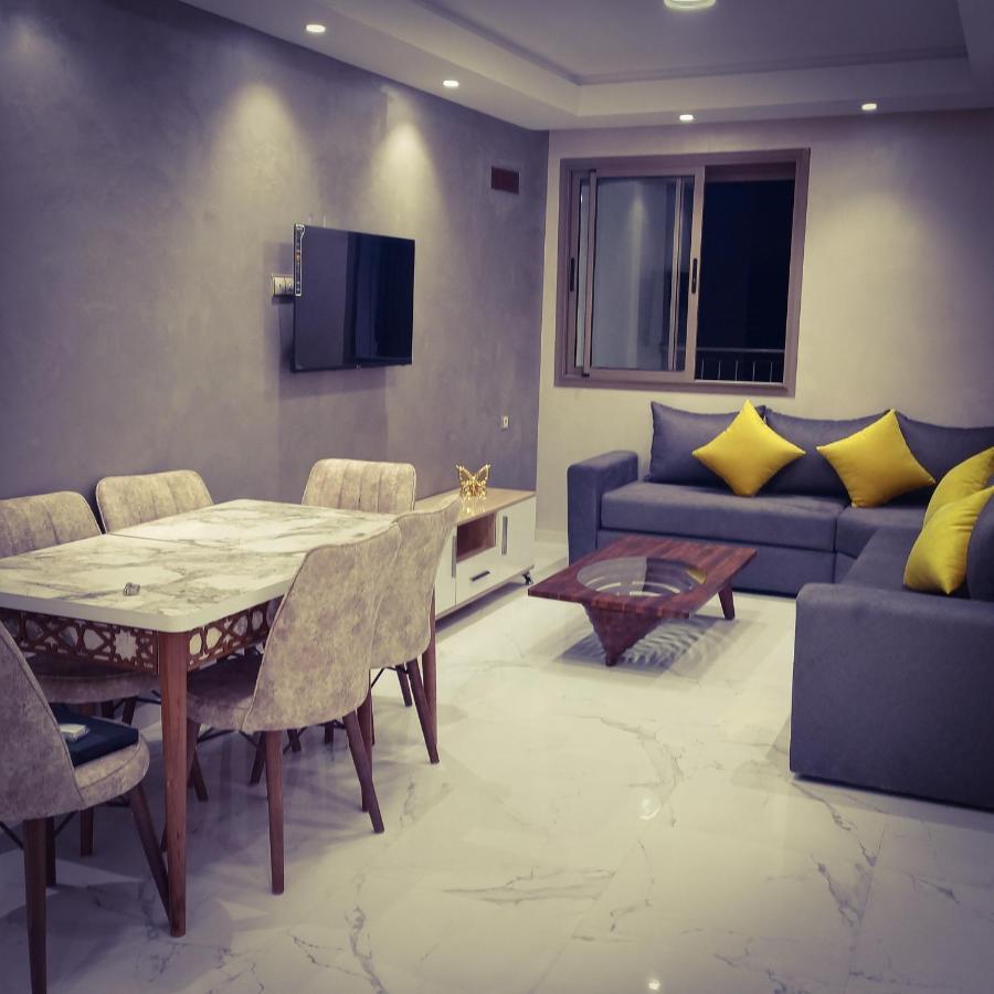 Super Apartement Totalement Neuf A Cote De Marjane Avec La Climatisation Et Wifi タンジェ エクステリア 写真