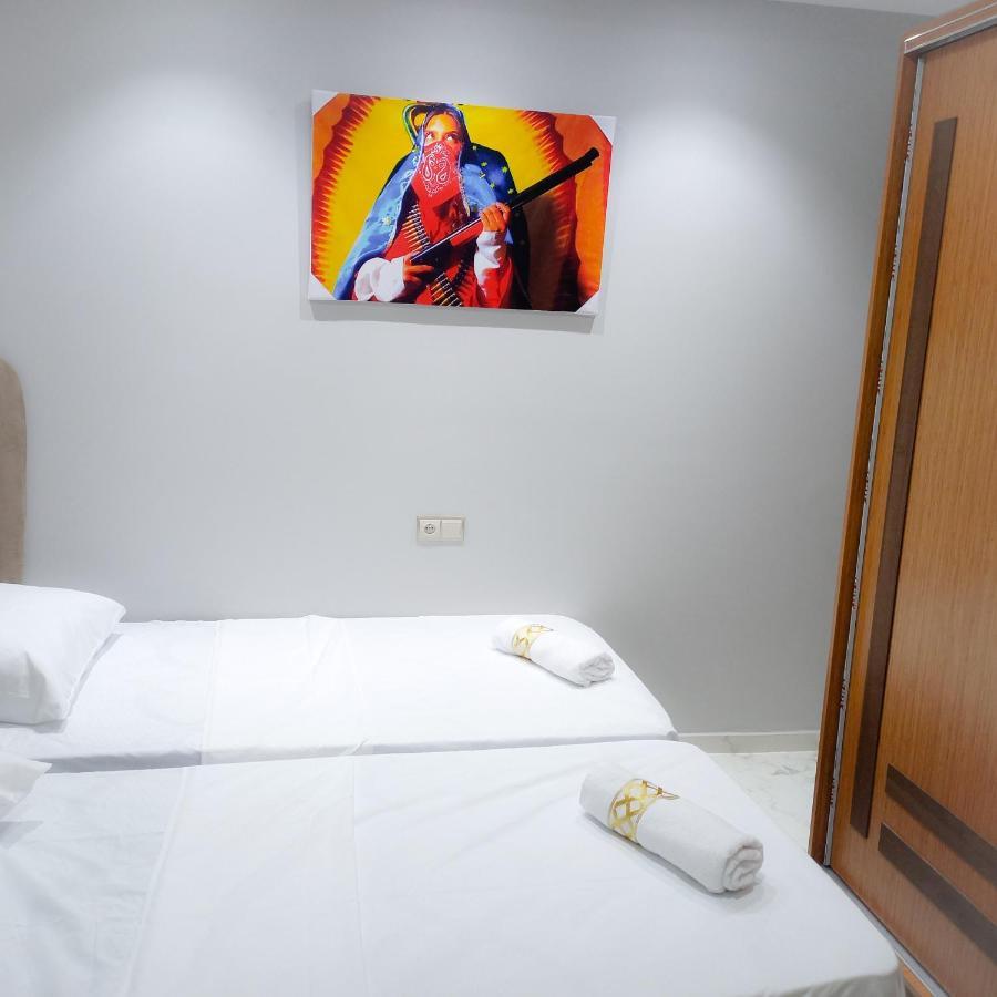 Super Apartement Totalement Neuf A Cote De Marjane Avec La Climatisation Et Wifi タンジェ エクステリア 写真