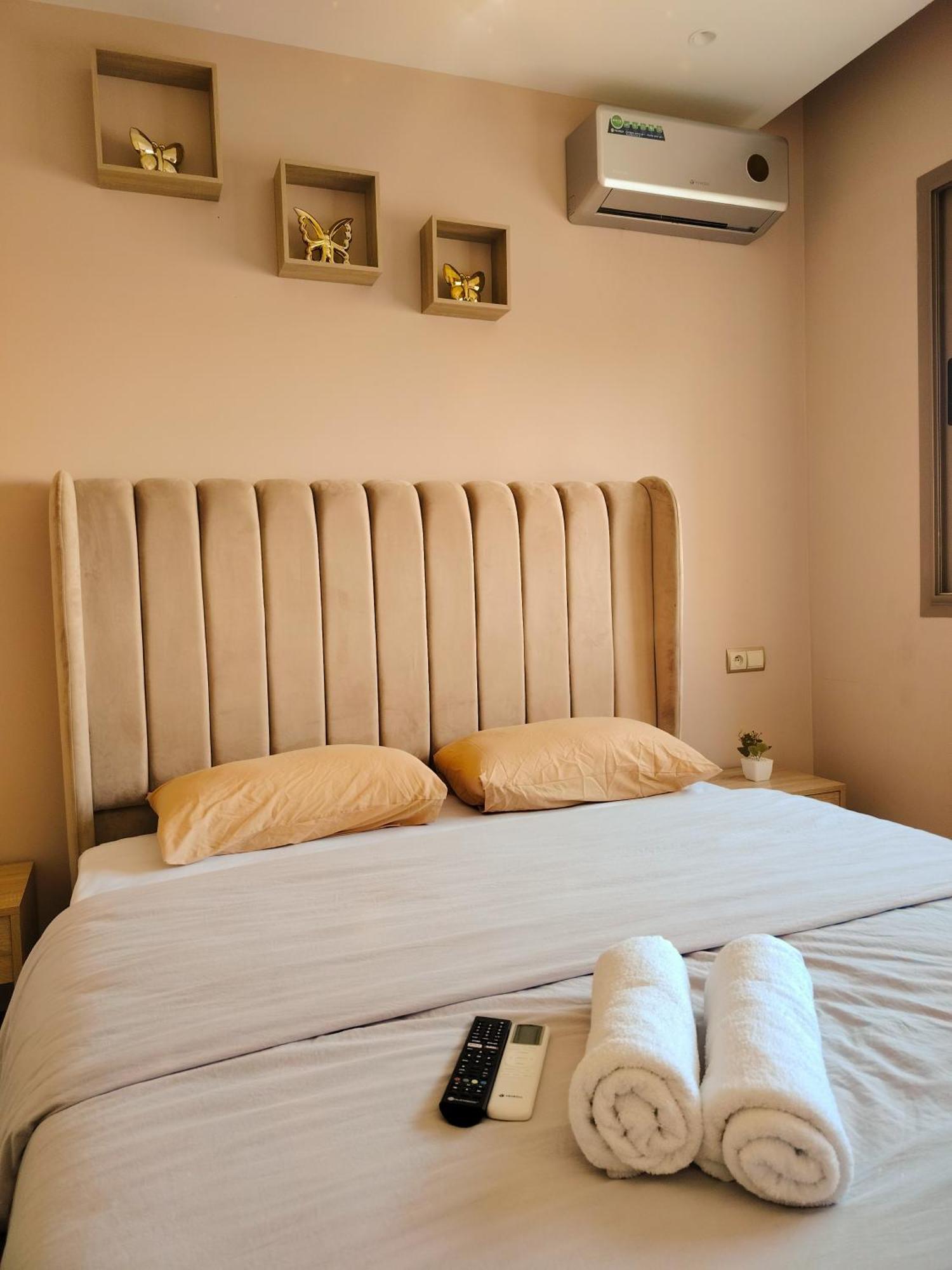 Super Apartement Totalement Neuf A Cote De Marjane Avec La Climatisation Et Wifi タンジェ エクステリア 写真